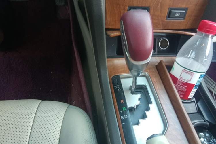 Used Toyota Camry 2009 240G Luxury Edition Gear Lever