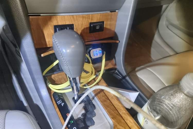 Used Toyota Camry 2009 240G Luxury Edition Gear Lever