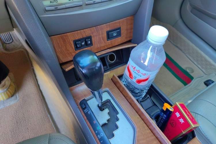 Used Toyota Camry 2009 240G Luxury Edition Gear Lever