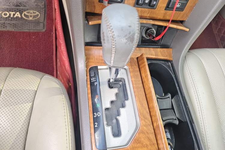 Used Toyota Camry 2009 200G Luxury Edition Gear Lever