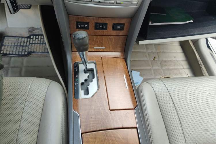 Used Toyota Camry 2009 200G Luxury Edition Gear Lever