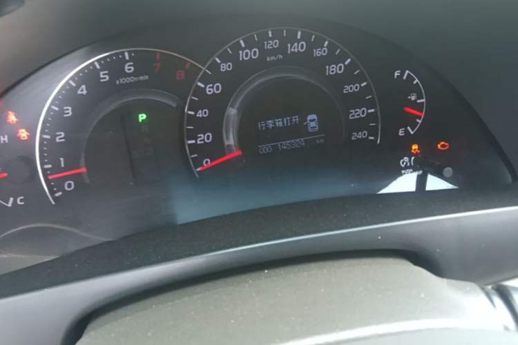 Used Toyota Camry 2009 240G Luxury Edition Odometer Close Up