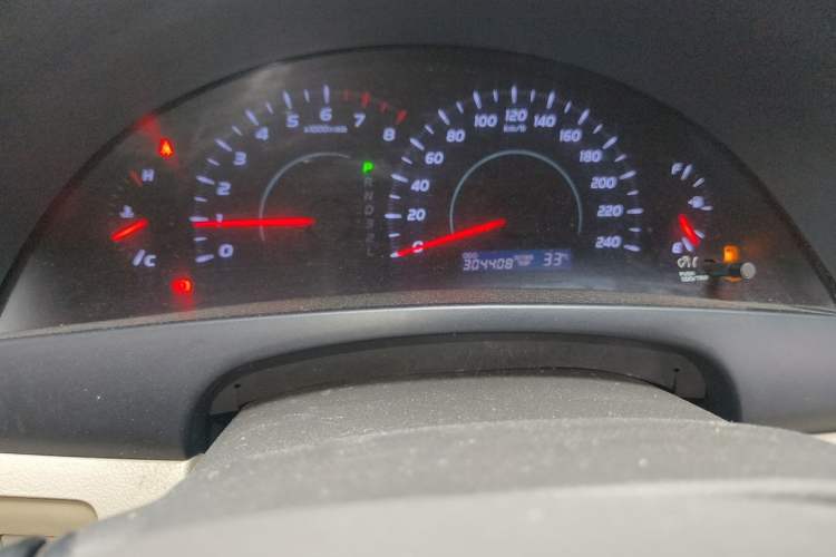 Used Toyota Camry 2009 200E Elite Edition Odometer Close Up