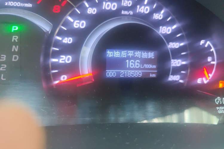 Used Toyota Camry 2009 200G Luxury Edition Odometer Close Up