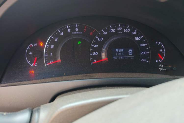 Used Toyota Camry 2009 200G Luxury Edition Odometer Close Up