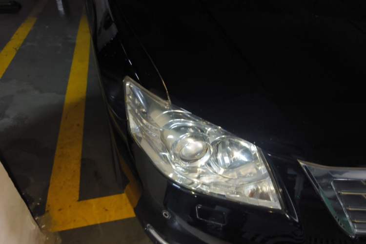Used Toyota Camry 2009 200G Luxury Edition Right Front Headlight