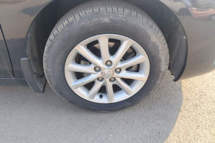 Used Toyota Camry 2009 240G Luxury Edition Right Front Wheel Hub