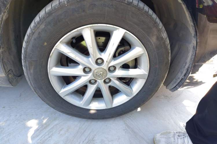 Used Toyota Camry 2009 240G Luxury Edition Right Front Wheel Hub