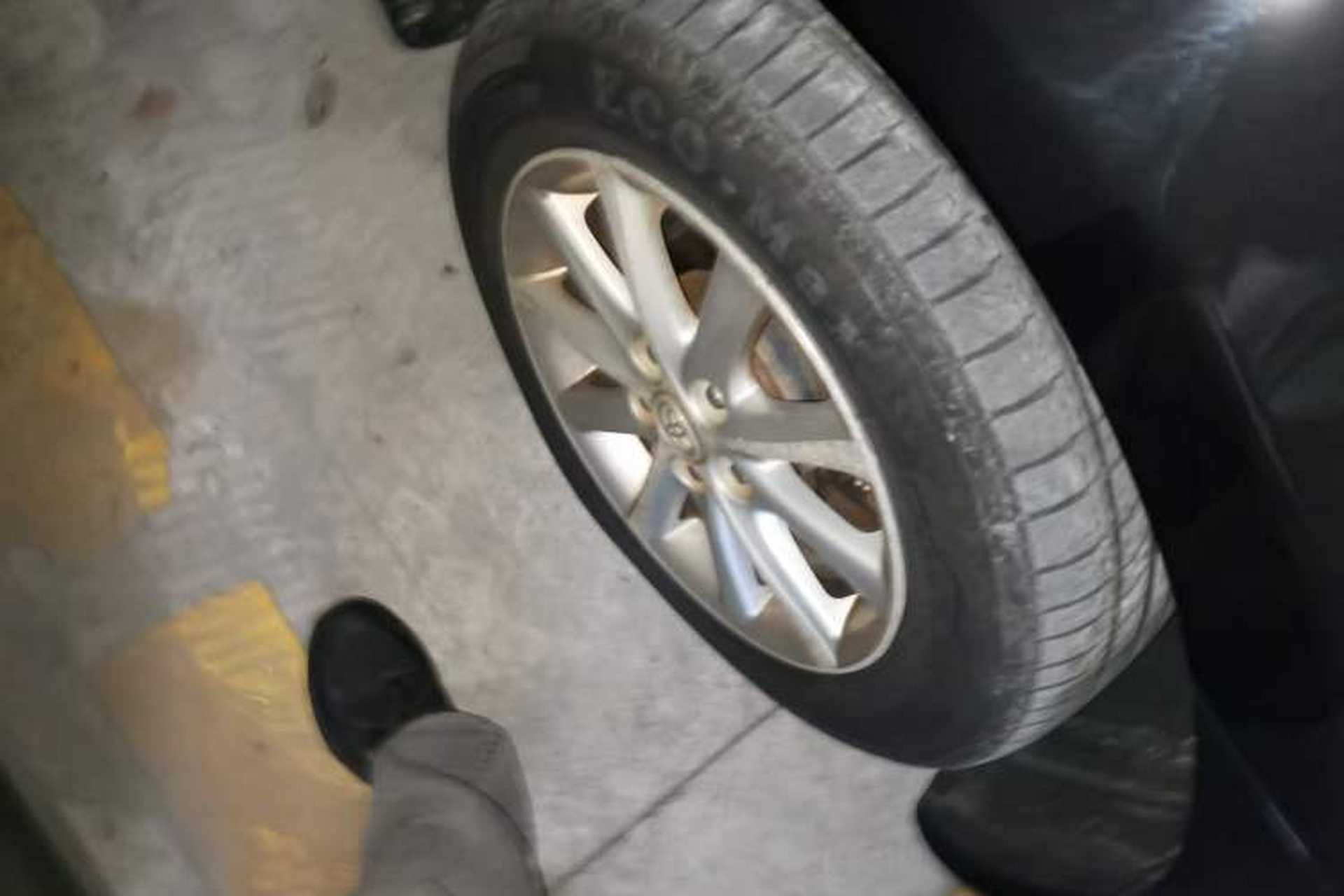 Used Toyota Camry 2009 200G Luxury Edition Right Front Wheel Hub