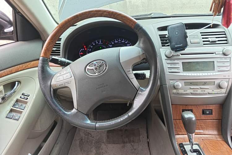 Used Toyota Camry 2009 240G Luxury Edition Steering Wheel