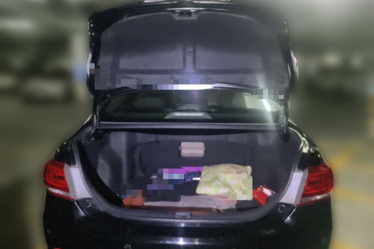 Used Toyota Camry 2009 240G Luxury Edition Trunk