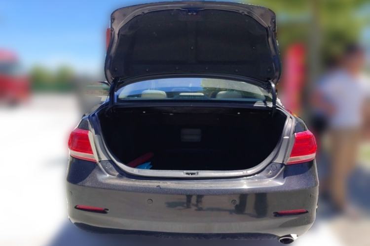 Used Toyota Camry 2009 240G Luxury Edition Trunk