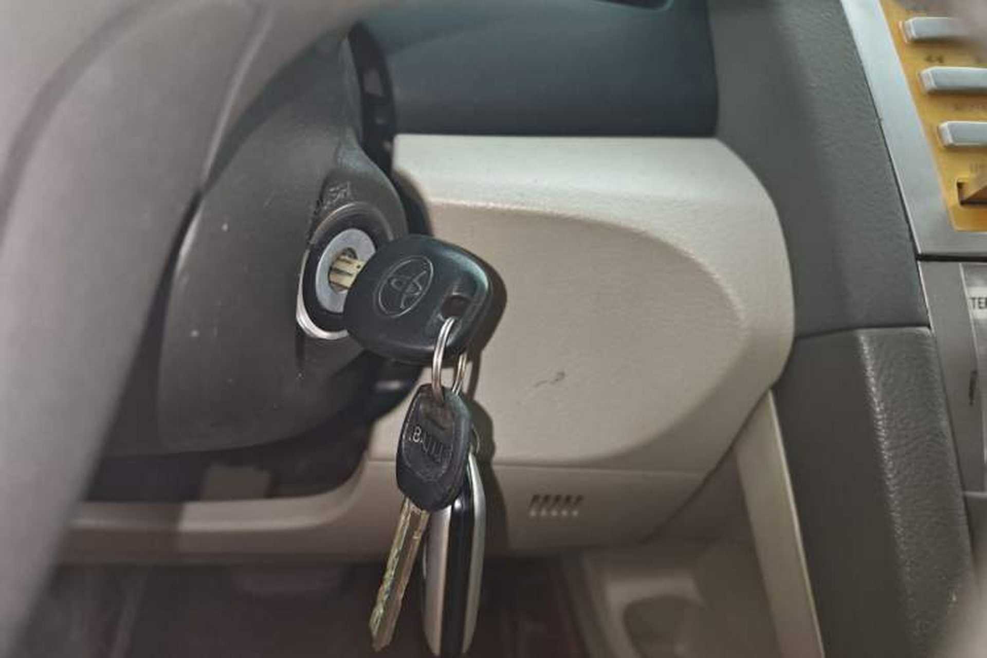 Used Toyota Camry 2009 200G NAVI Luxury Navigation Edition Vehicle Key