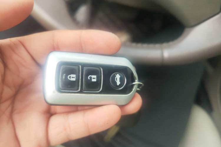 Used Toyota Camry 2009 200G Luxury Edition Vehicle Key