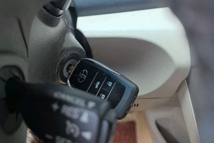 Used Toyota Camry 2009 240G NAVI Luxury Navigation Edition Vehicle Key