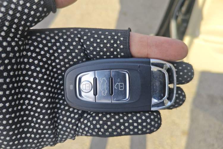Used Toyota Camry 2009 200G Luxury Edition Vehicle Key
