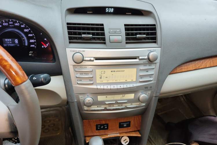 Used Toyota Camry 2009 240G Luxury Edition Audio And AC Panel