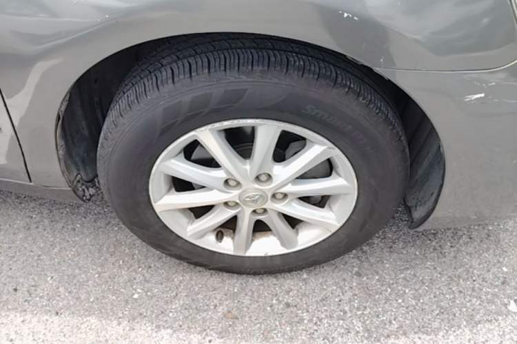 Used Toyota Camry 2009 240E Elite Edition Right Front Wheel Hub