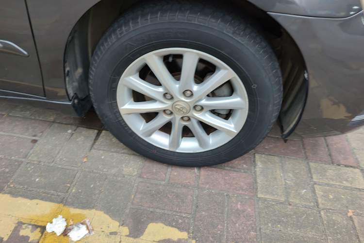 Used Toyota Camry 2009 240G Luxury Edition Right Front Wheel Hub