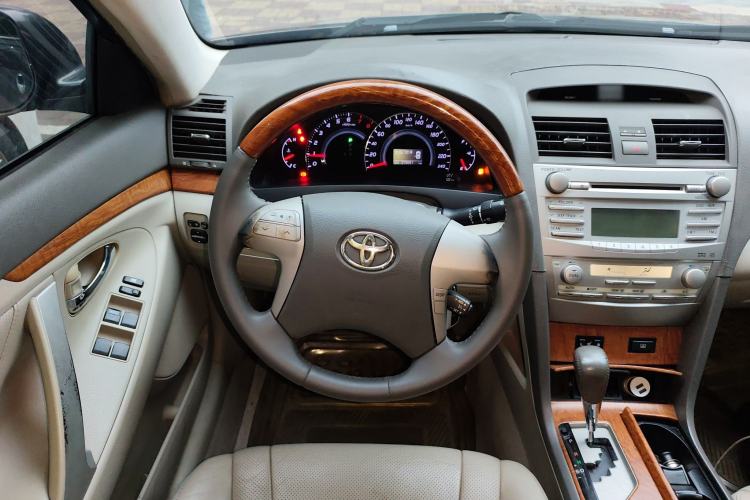 Used Toyota Camry 2009 240G Luxury Edition Steering Wheel