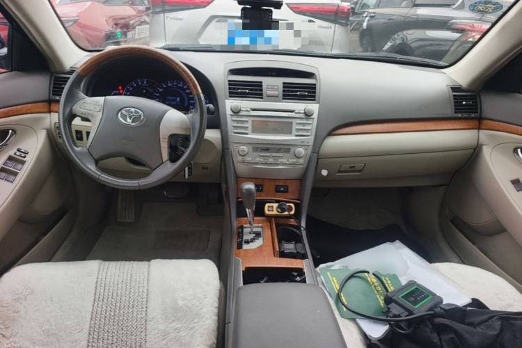 Used Toyota Camry 2009 240G Luxury Edition Center Console