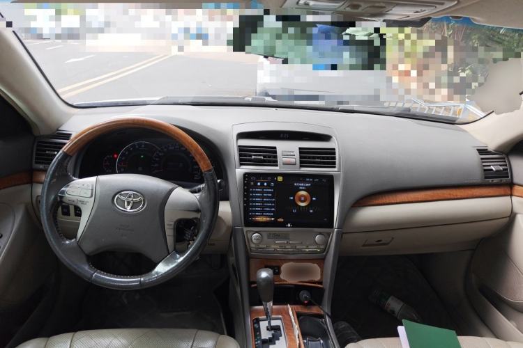 Used Toyota Camry 2009 240G Luxury Edition Center Console