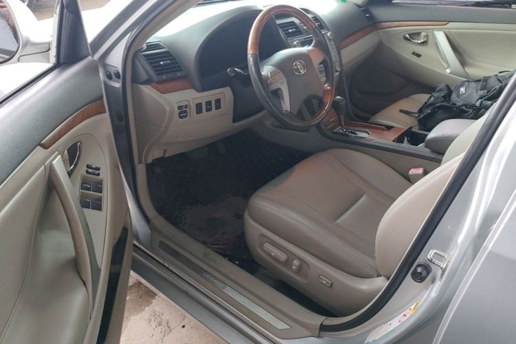 Used Toyota Camry 2009 240G Luxury Edition Driver Seat