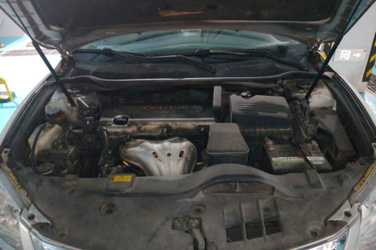 Used Toyota Camry 2009 240G Luxury Edition Engine Bay