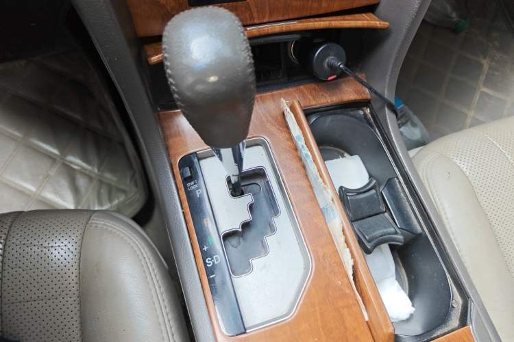 Used Toyota Camry 2009 240G Luxury Edition Gear Lever