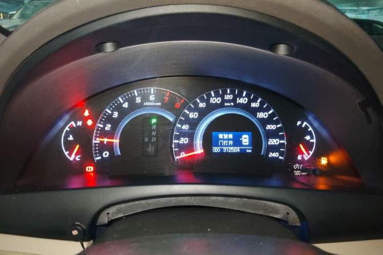 Used Toyota Camry 2009 240G Luxury Edition Instrument Cluster