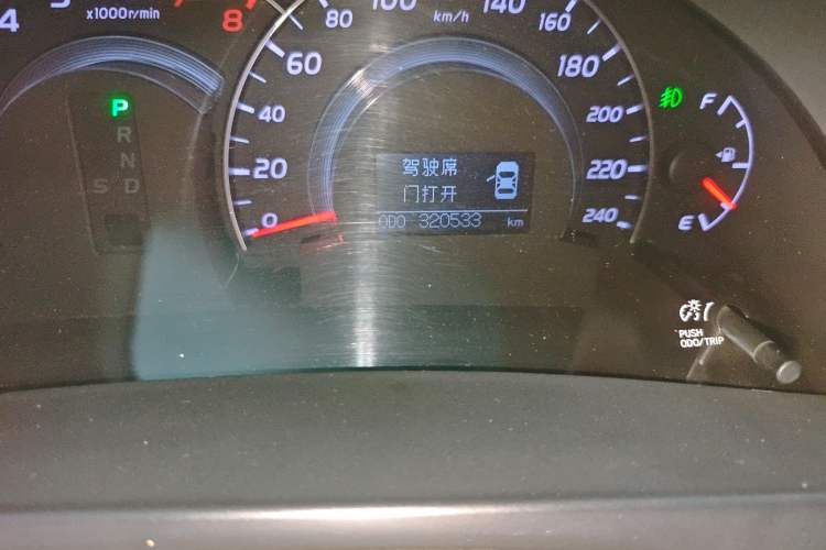 Used Toyota Camry 2009 240G Luxury Edition Odometer Close Up