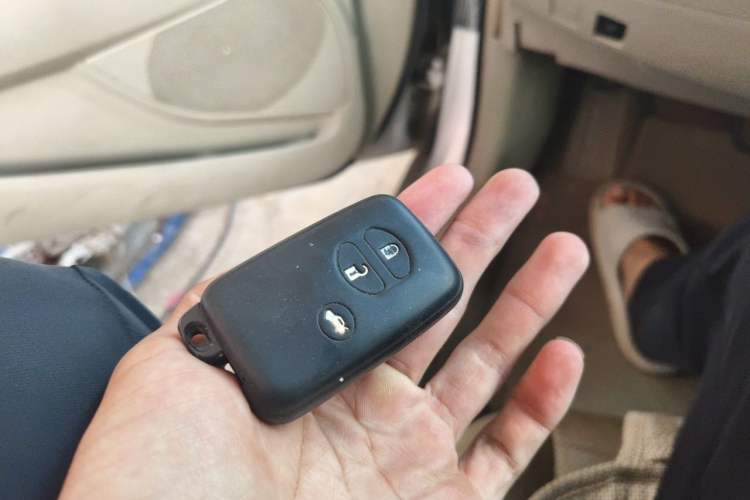 Used Toyota Camry 2009 240V G-BOOK Smart Navigation Edition Vehicle Key