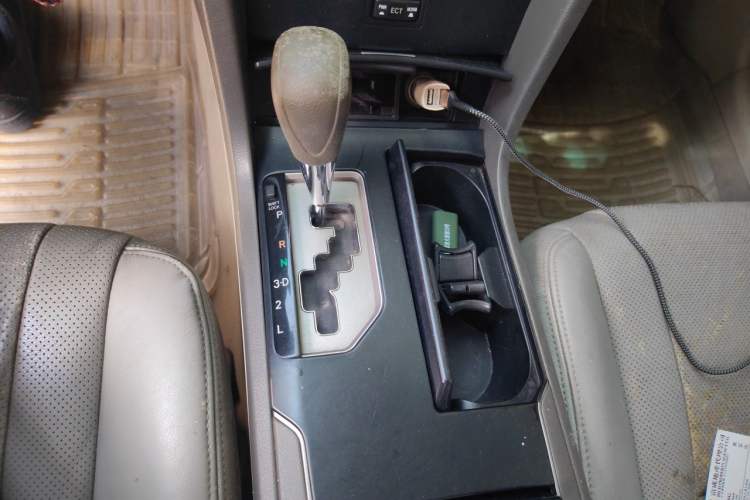 Used Toyota Camry 2009 200E Elite Leather Edition Gear Lever