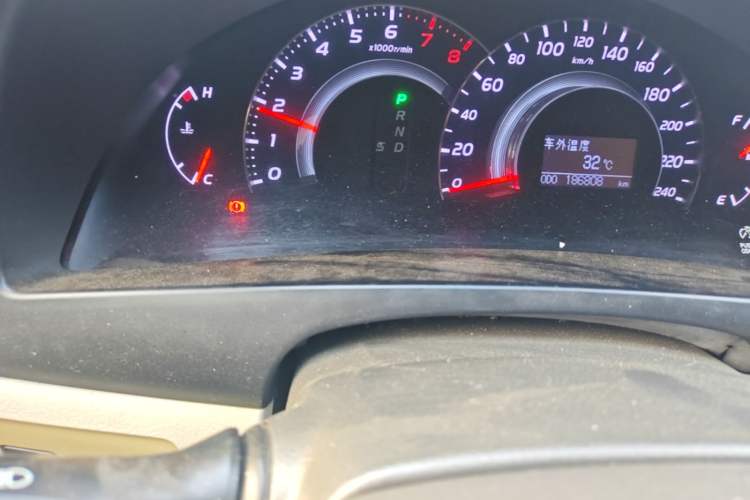 Used Toyota Camry 2009 240G Luxury Edition Odometer Close Up