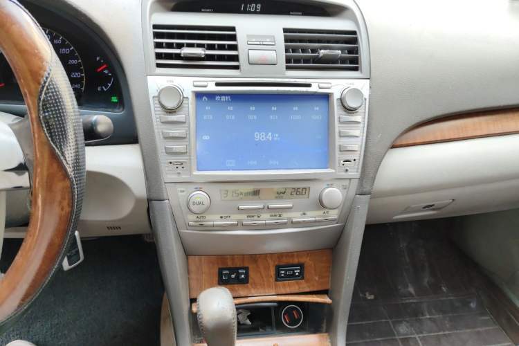 Used Toyota Camry 2010 200G Classic Edition Audio And AC Panel