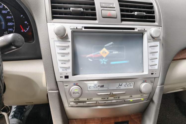 Used Toyota Camry 2010 200G Classic Edition Audio And AC Panel