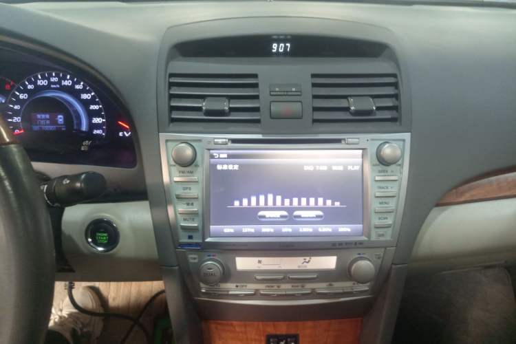 Used Toyota Camry 2010 240G Luxury Edition Audio And AC Panel