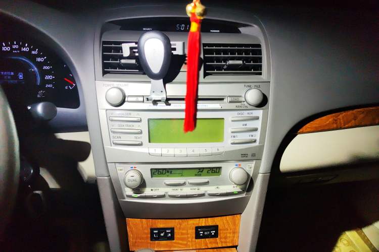 Used Toyota Camry 2010 200G Classic Edition Audio And AC Panel