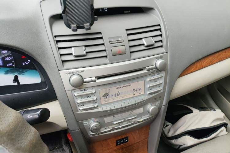Used Toyota Camry 2010 240G Classic Edition Audio And AC Panel