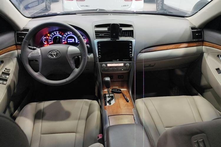 Used Toyota Camry 2010 200G Classic Edition Center Console