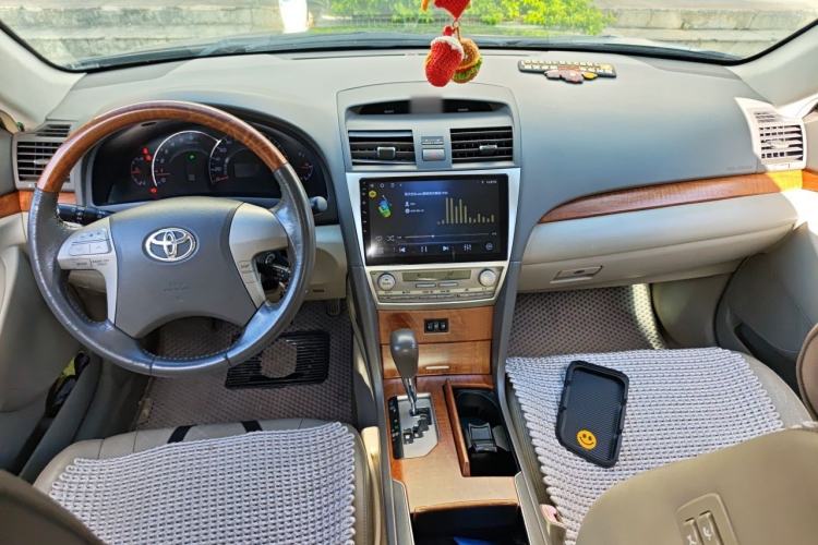 Used Toyota Camry 2010 240G Classic Edition Center Console
