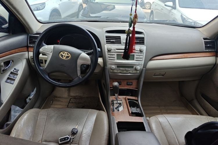Used Toyota Camry 2010 200G Classic Edition Center Console