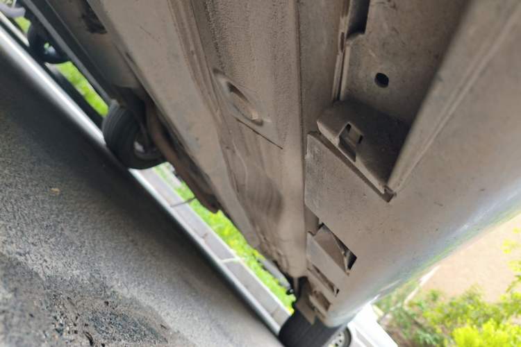 Used Toyota Camry 2010 240G Classic Edition Chassis Front Left