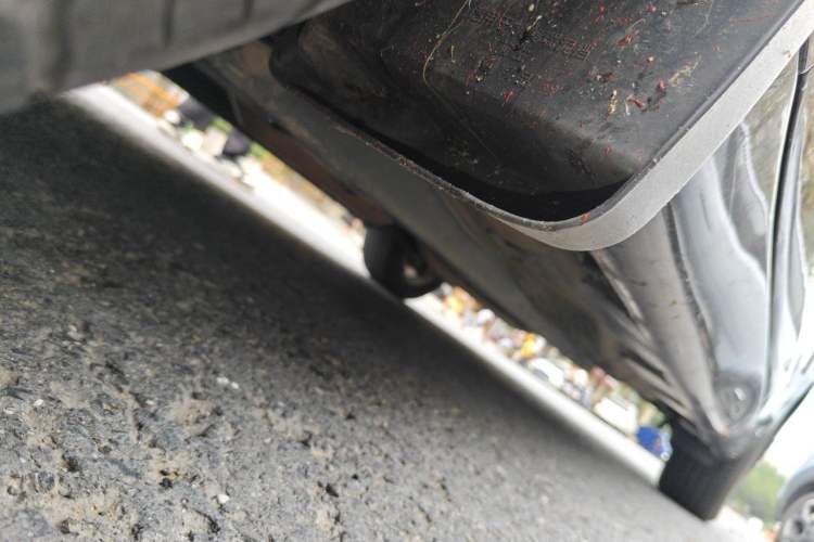 Used Toyota Camry 2010 240G Classic Edition Chassis Front Left