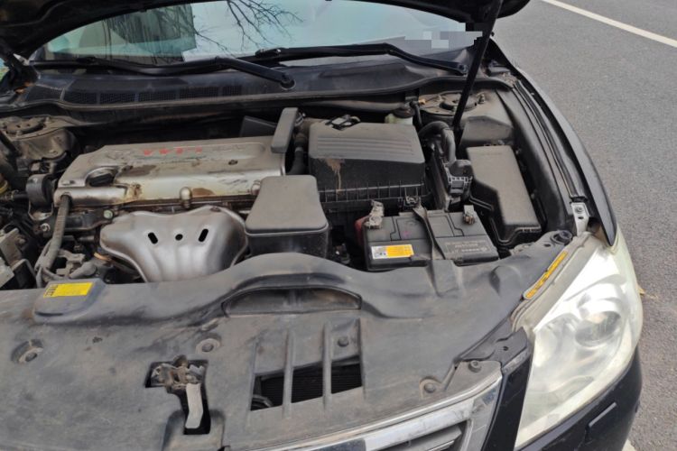 Used Toyota Camry 2010 240G Luxury Edition Engine Bay Left