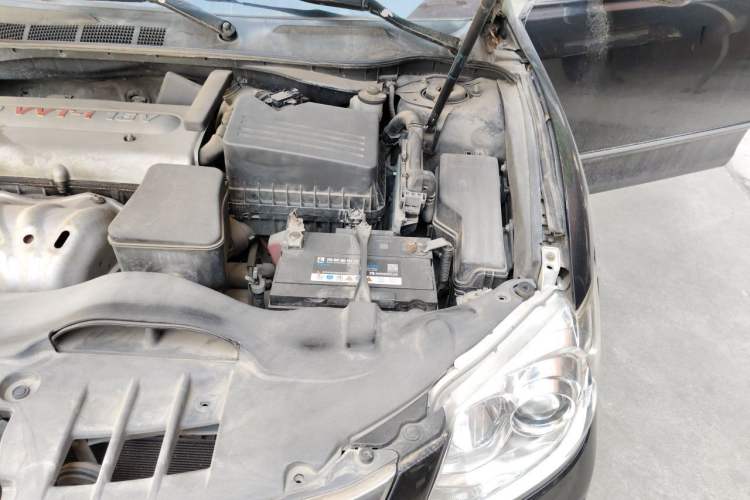Used Toyota Camry 2010 200G Classic Edition Engine Bay Left