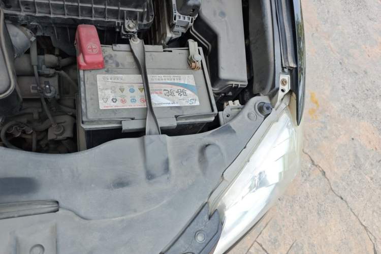 Used Toyota Camry 2010 200G Classic Edition Engine Bay Left