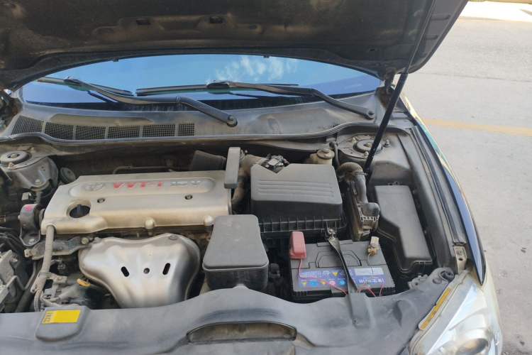 Used Toyota Camry 2010 240G Luxury Edition Engine Bay Left