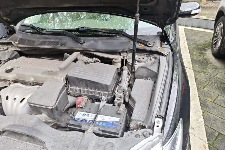 Used Toyota Camry 2010 240G Classic Edition Engine Bay Left