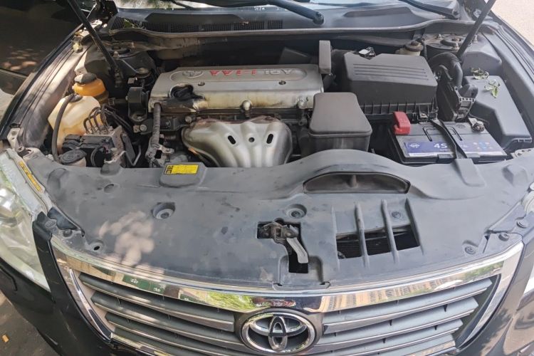 Used Toyota Camry 2010 240G Luxury Edition Engine Bay